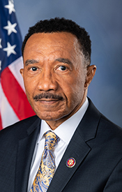 Kweisi Mfume portrait